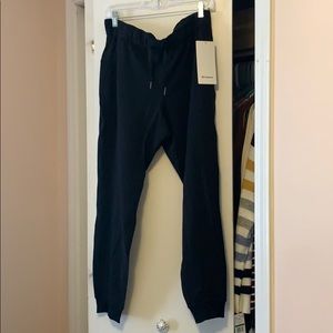 Lululemon On the Fly Jogger